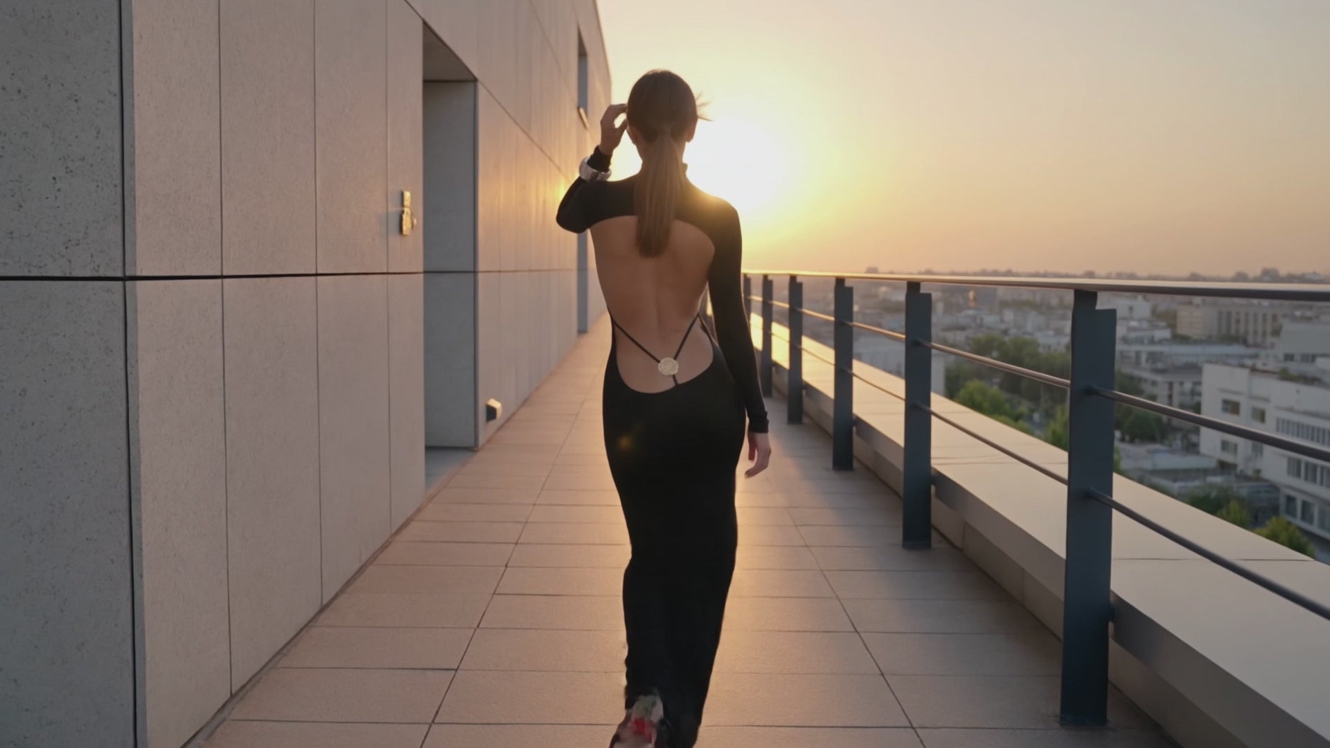 Long Dress Wiht Thong Strap